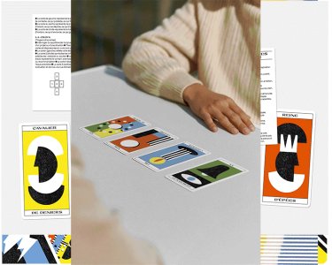Tarot des formes (card game)