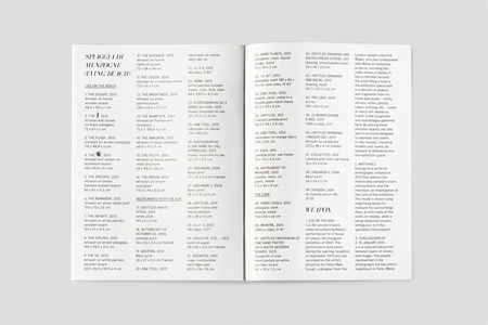 Lying Weapon on the Beach (+ DVD)