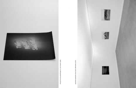 Dans l'espace : poussières, points, trames et chatoiements