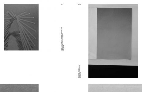 Dans l'espace : poussières, points, trames et chatoiements
