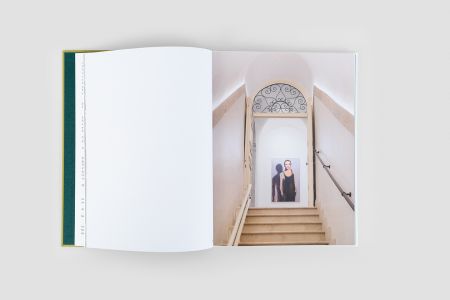 I am spacious, singing flesh