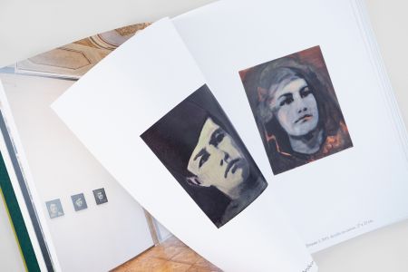 I am spacious, singing flesh