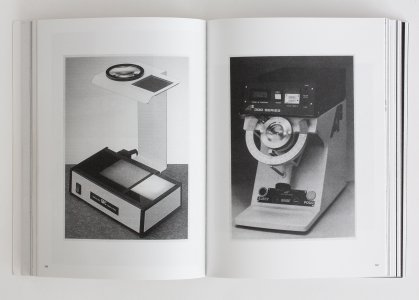 3000 Days of Archives Related to the Optics and Glasses Frame Industry