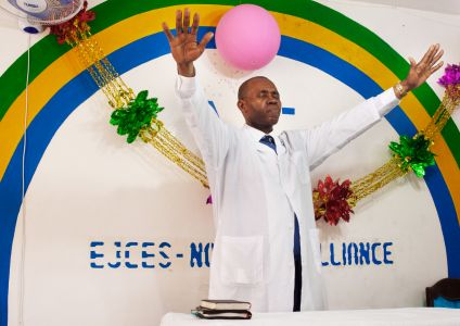 Dieu va ouvrir la mer